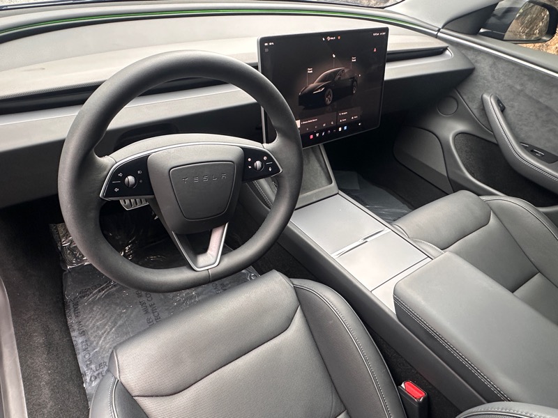 2024 Tesla Model 3 Performance photo 32