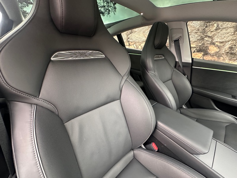 2024 Tesla Model 3 Performance photo 43