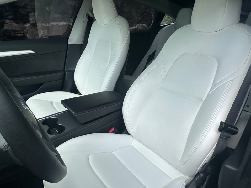 2023 Tesla Model 3 photo 12
