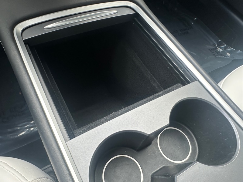 2023 Tesla Model 3 photo 16