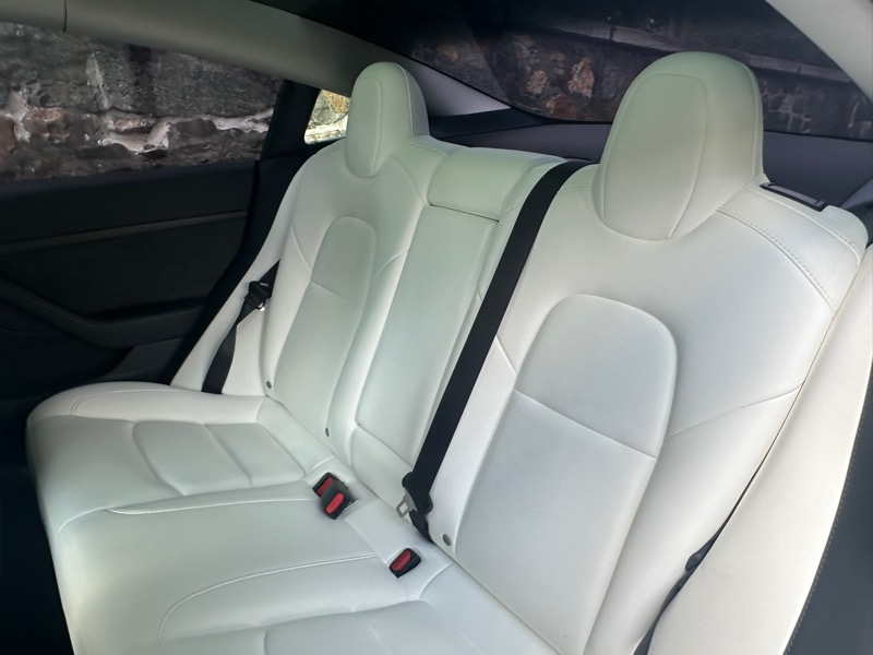 2023 Tesla Model 3 photo 22
