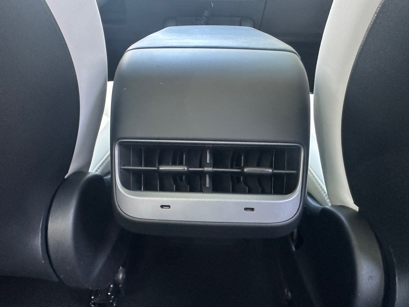 2023 Tesla Model 3 photo 23