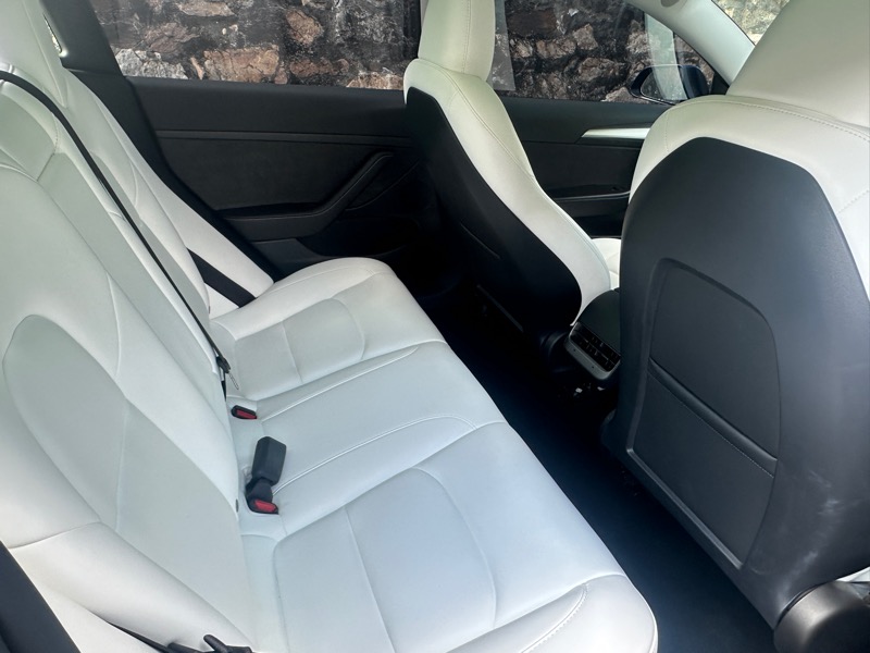 2023 Tesla Model 3 photo 27