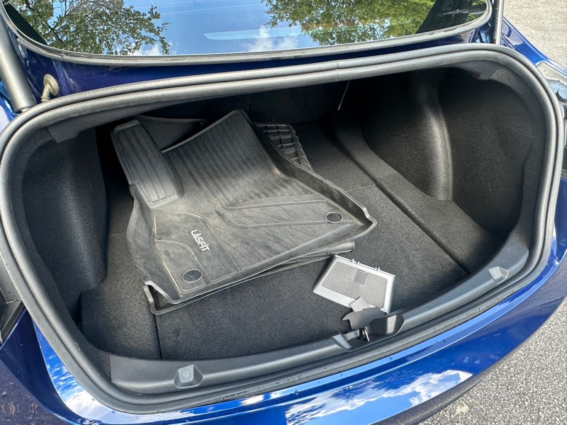 2023 Tesla Model 3 photo 28