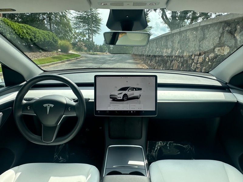 2023 Tesla Model Y Long Range photo 2