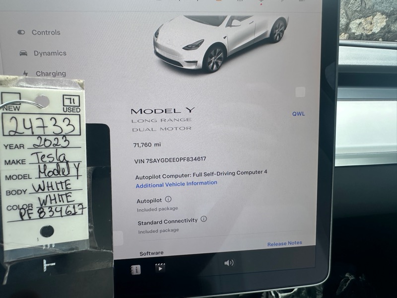 2023 Tesla Model Y Long Range photo 3