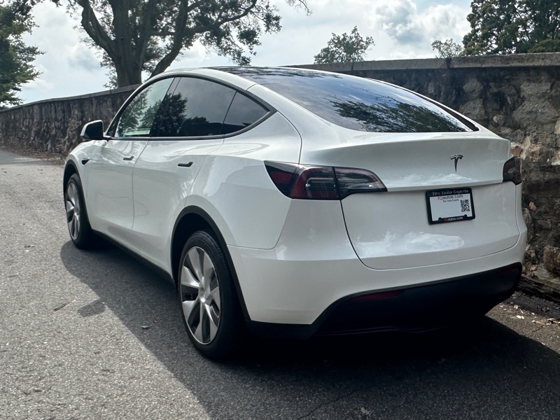 2023 Tesla Model Y Long Range photo 6