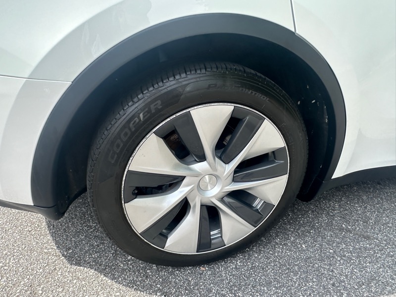 2023 Tesla Model Y Long Range photo 45