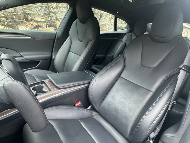 2021 Tesla Model S Long Range photo 9
