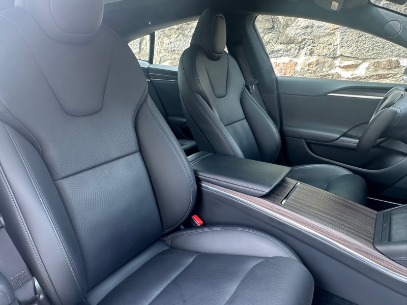 2021 Tesla Model S Long Range photo 15