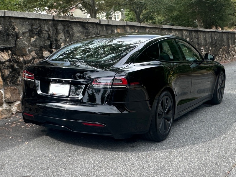 2023 Tesla Model S photo 8