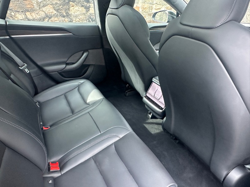 2023 Tesla Model S photo 25
