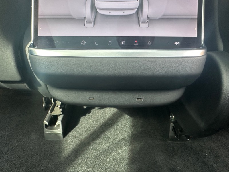 2023 Tesla Model S photo 26
