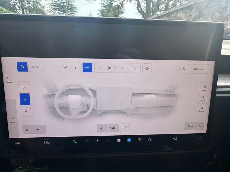 2023 Tesla Model S photo 34