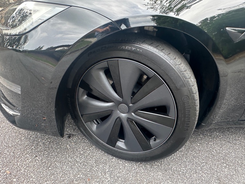 2023 Tesla Model S photo 47