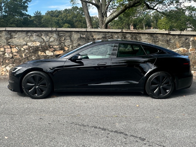 2022 Tesla Model S photo 3