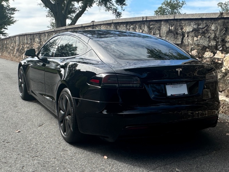 2022 Tesla Model S photo 4