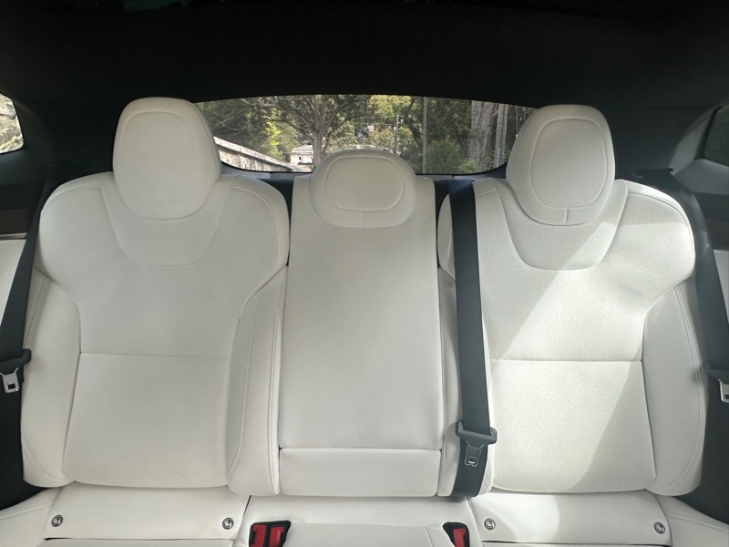 2022 Tesla Model S photo 23