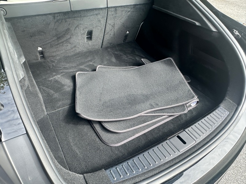 2022 Tesla Model S photo 28