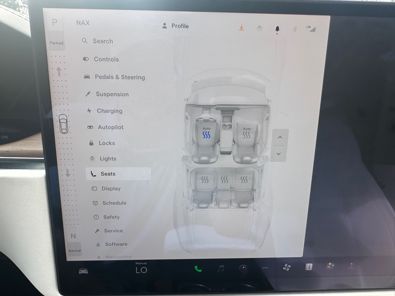 2022 Tesla Model S photo 39