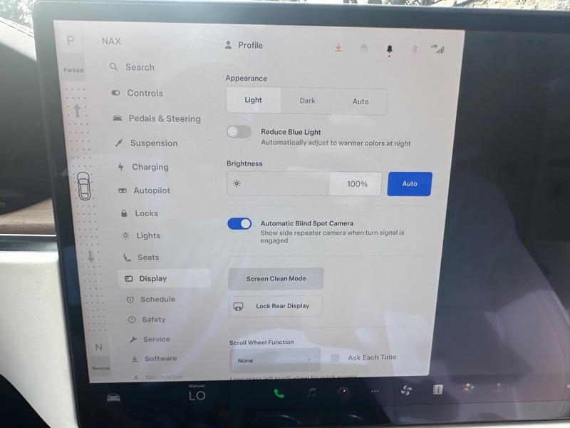 2022 Tesla Model S photo 40