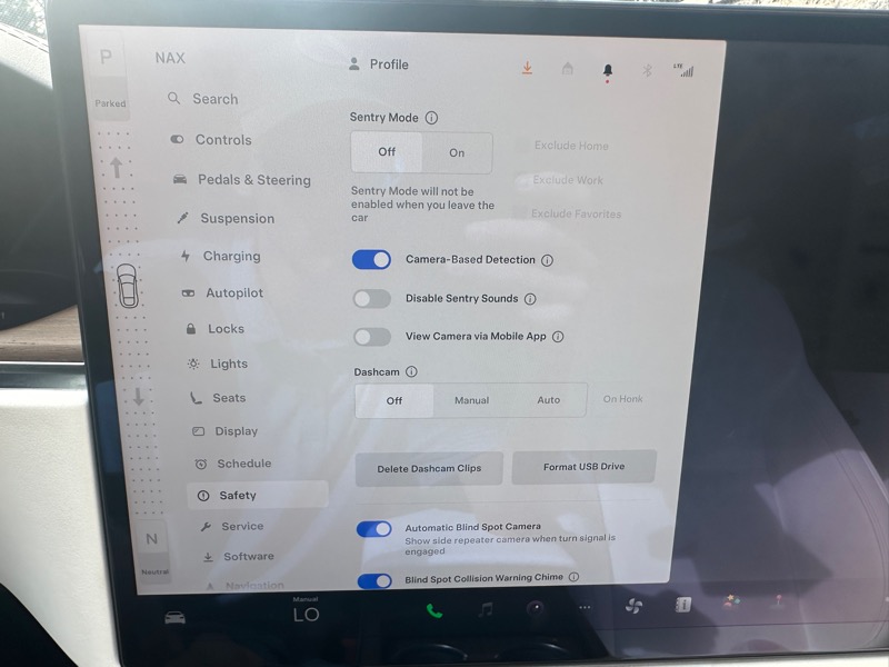 2022 Tesla Model S photo 41