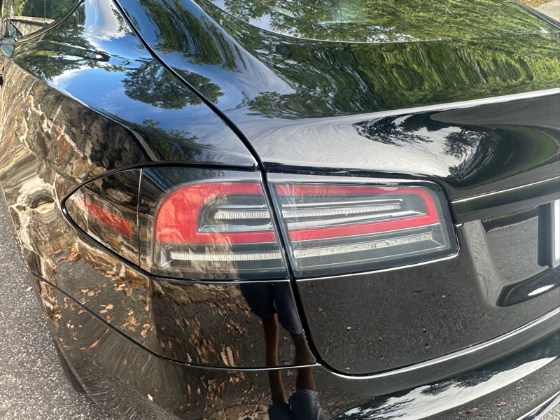 2022 Tesla Model S photo 44