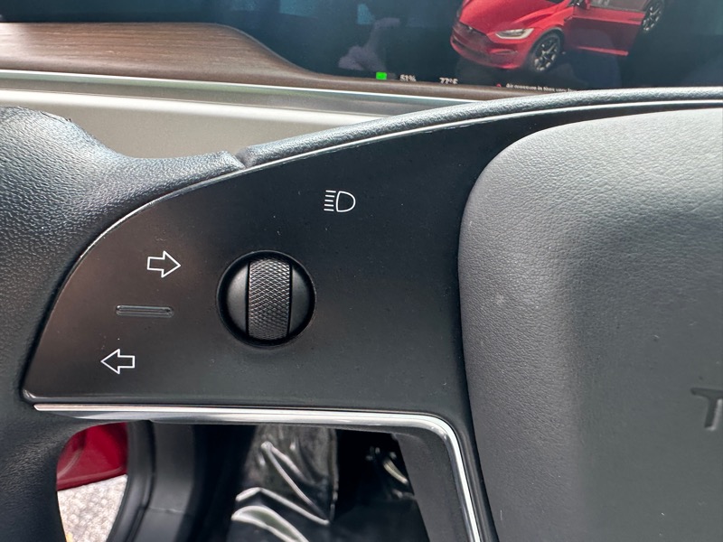2022 Tesla Model X photo 18