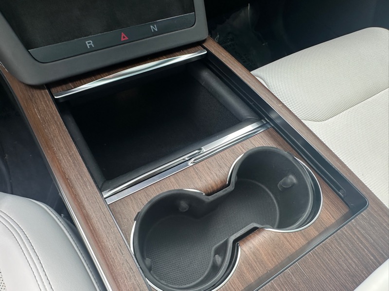 2022 Tesla Model X photo 20