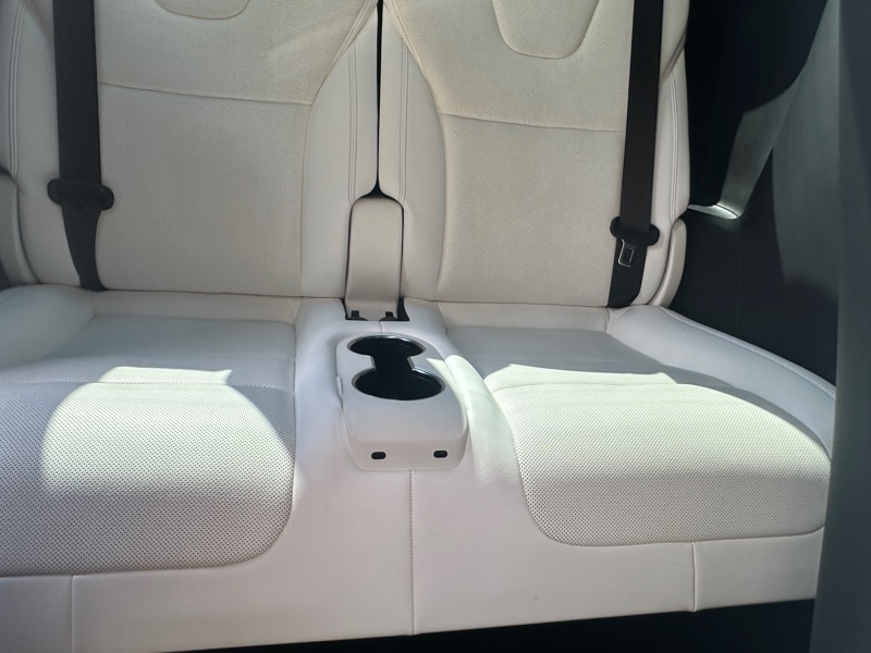 2022 Tesla Model X photo 25