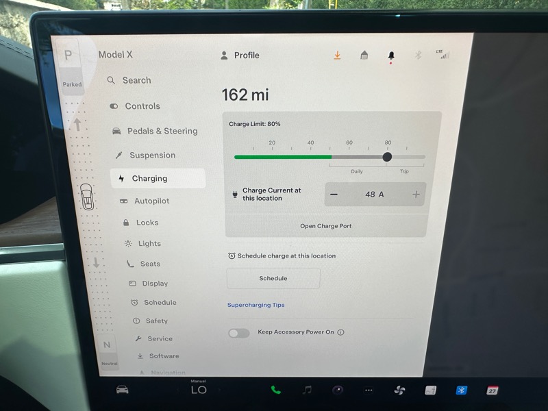 2022 Tesla Model X photo 37