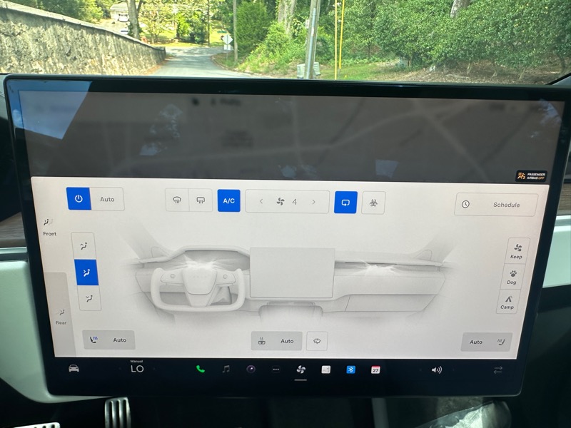 2022 Tesla Model X photo 39