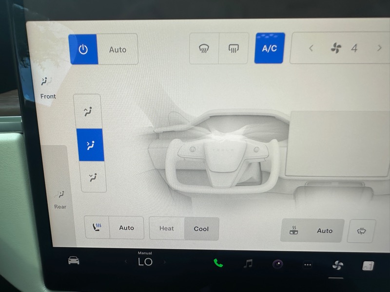 2022 Tesla Model X photo 40