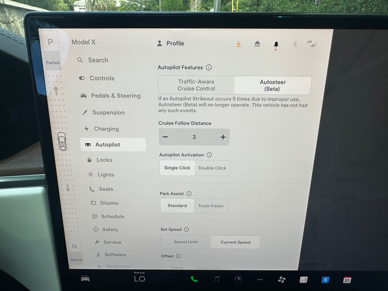 2022 Tesla Model X photo 44