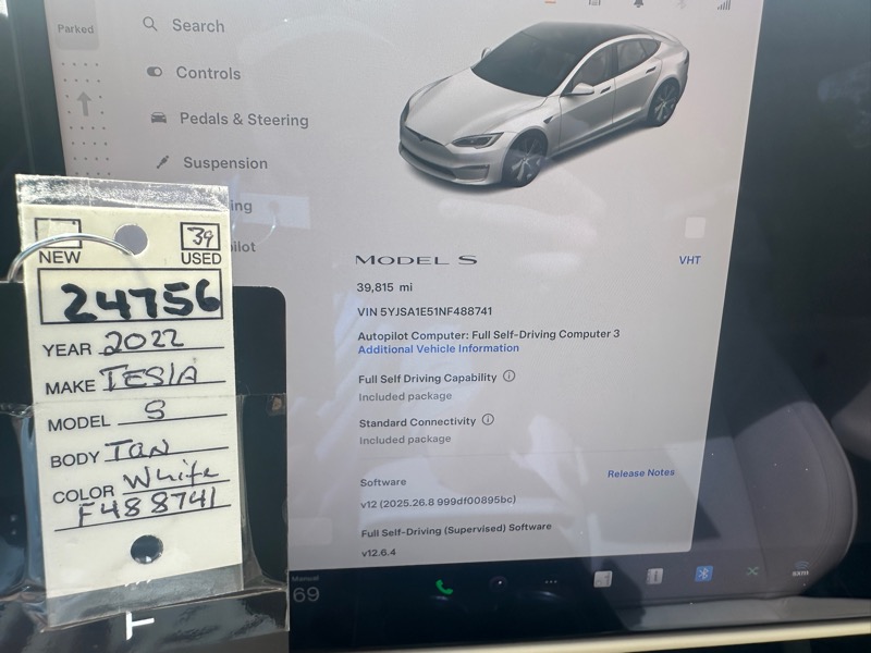2022 Tesla Model S photo 2