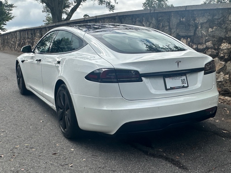 2022 Tesla Model S photo 6