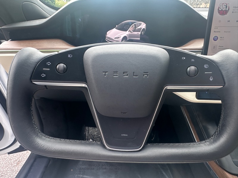 2022 Tesla Model S photo 14