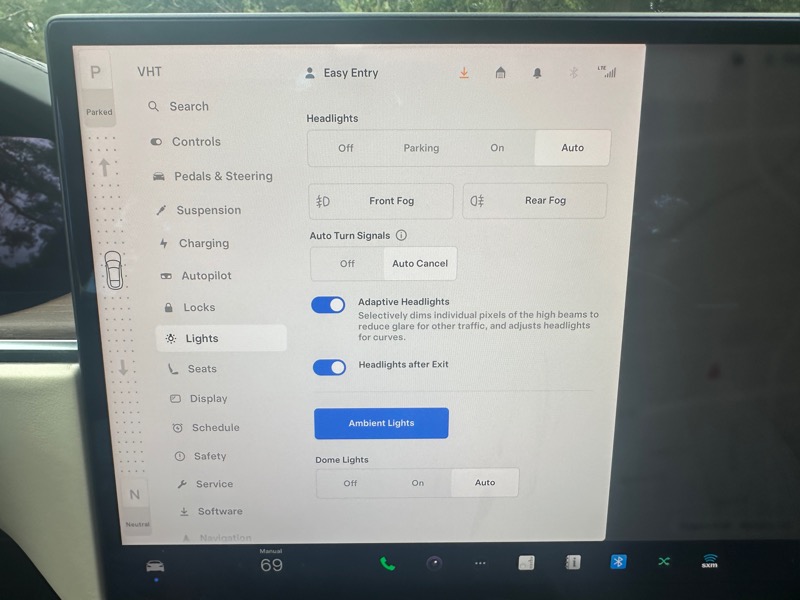 2022 Tesla Model S photo 41