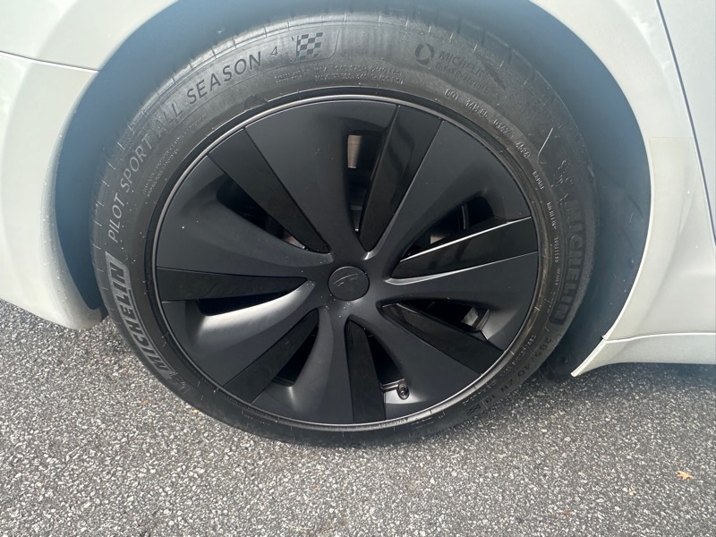 2022 Tesla Model S photo 46