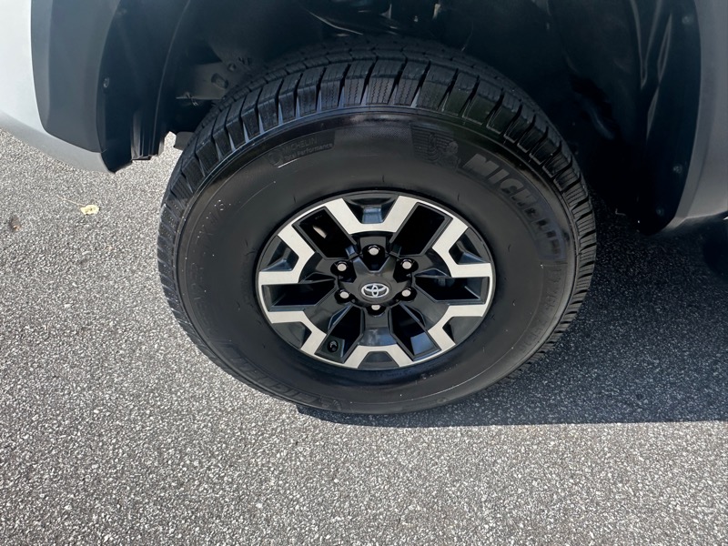 2017 Toyota Tacoma TRD V6 Double Cab 4x4 photo 41