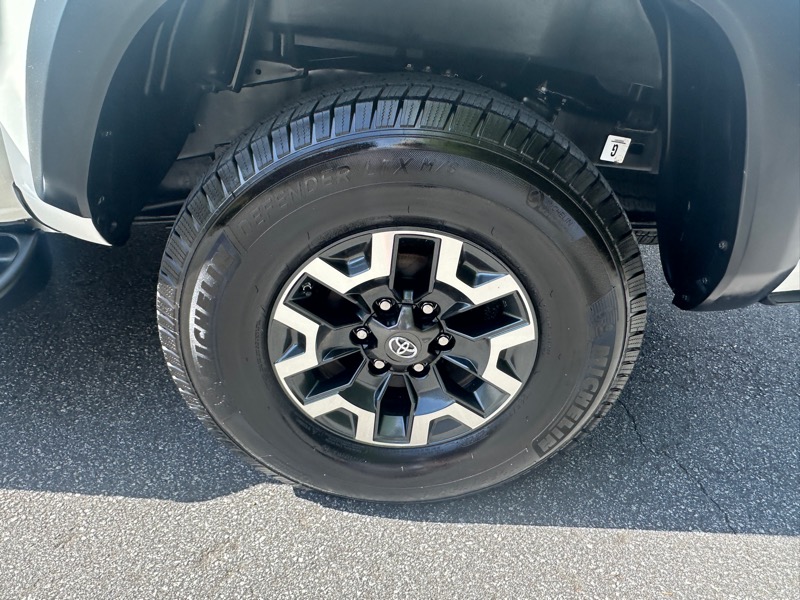 2017 Toyota Tacoma TRD V6 Double Cab 4x4 photo 42