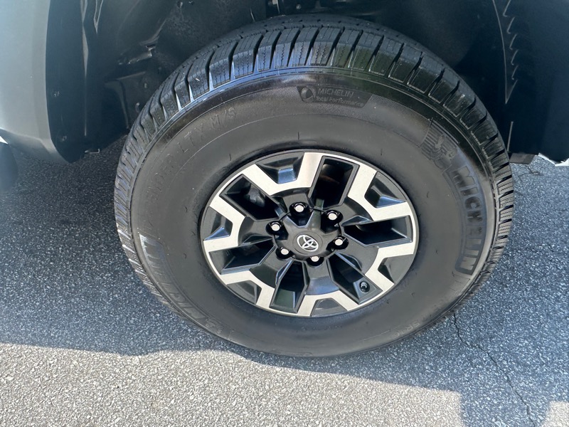 2017 Toyota Tacoma TRD V6 Double Cab 4x4 photo 44