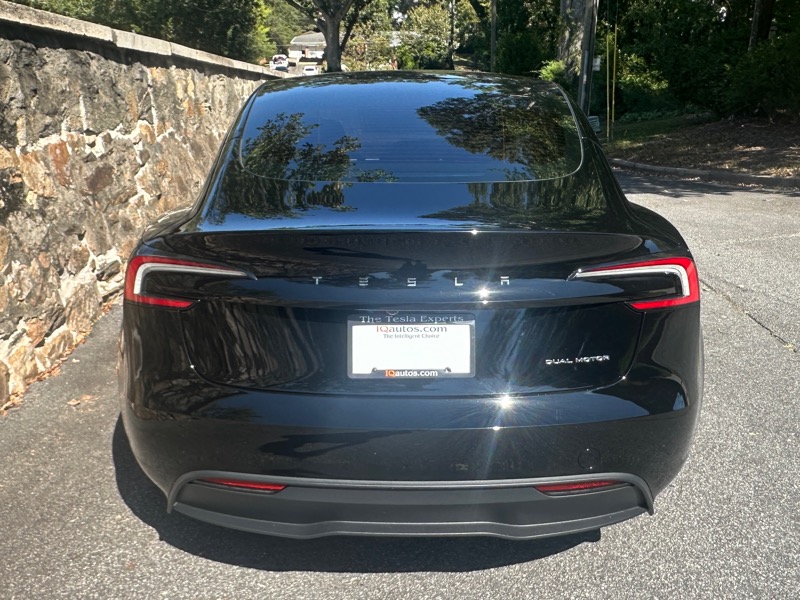 2024 Tesla Model 3 Long Range photo 3