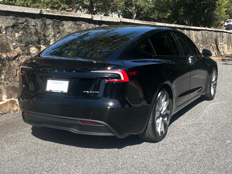 2024 Tesla Model 3 Long Range photo 4