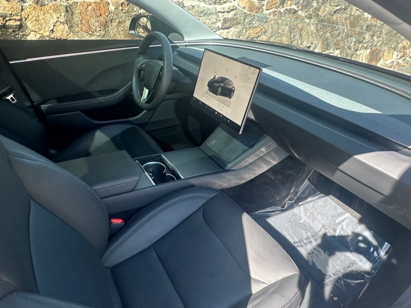 2024 Tesla Model 3 Long Range photo 15