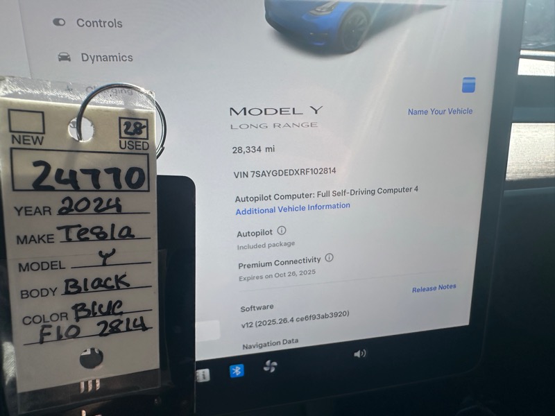 2024 Tesla Model Y Long Range photo 2