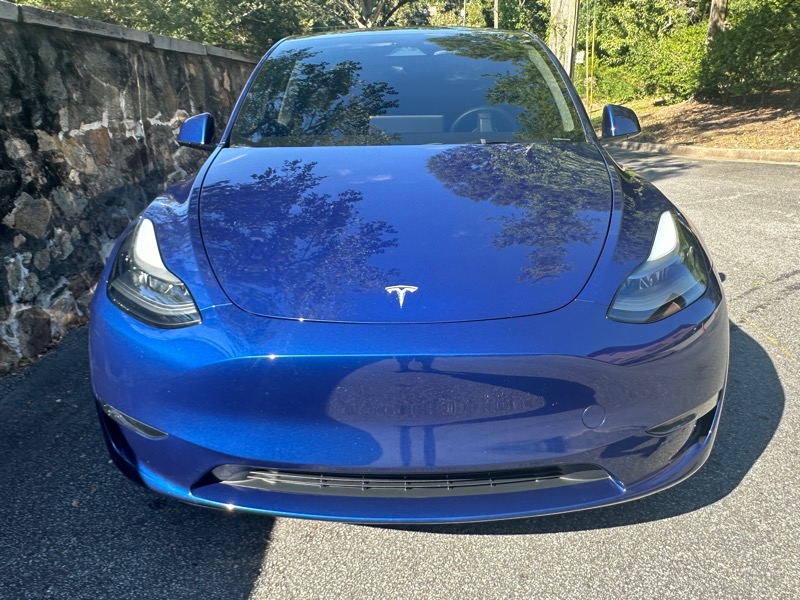 2024 Tesla Model Y Long Range photo 11