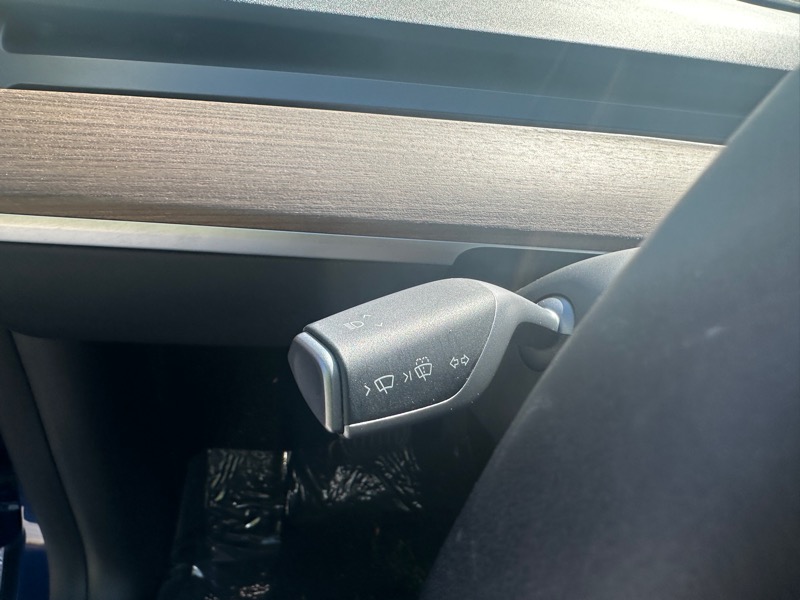 2024 Tesla Model Y Long Range photo 15