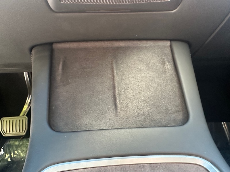 2024 Tesla Model Y Long Range photo 18
