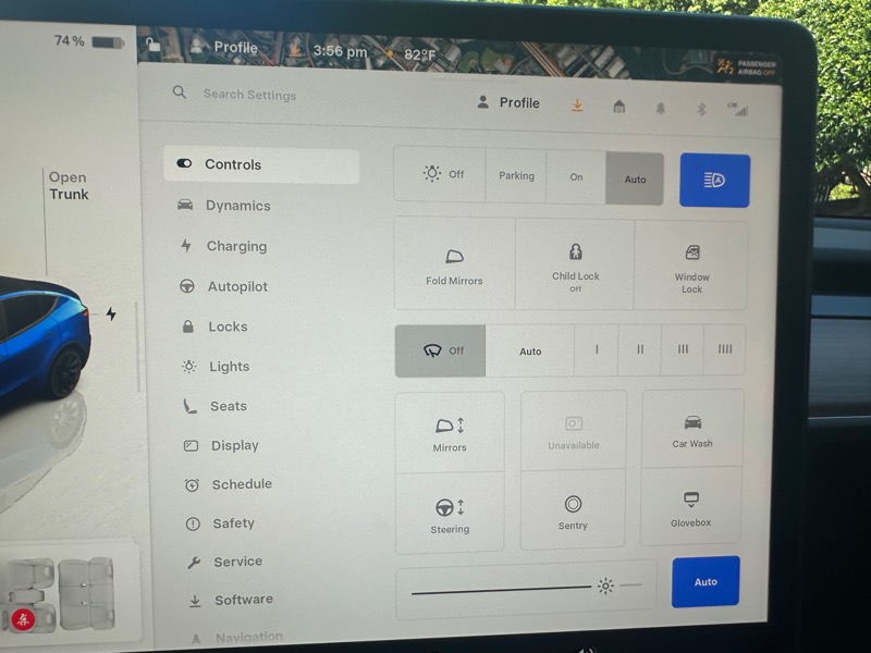 2024 Tesla Model Y Long Range photo 30